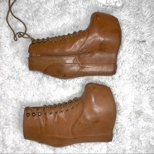 Jeffrey Campbell Platform Boots!